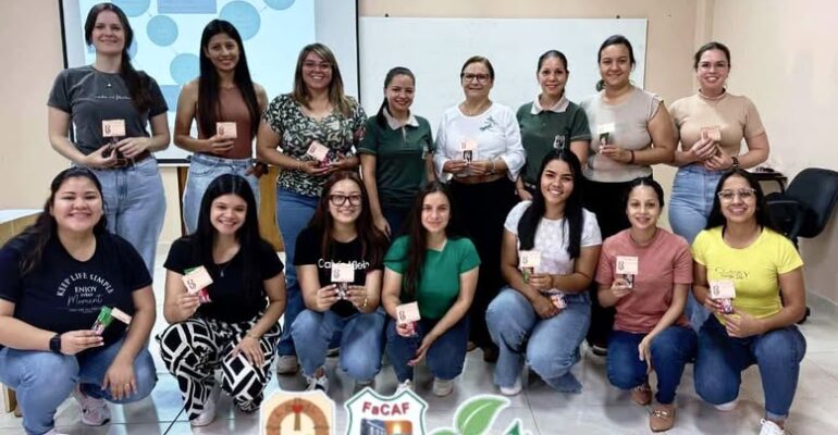 Homenaje mujeres posgrado