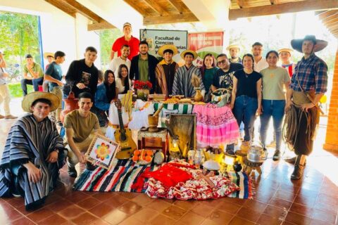 Folklore Artigas