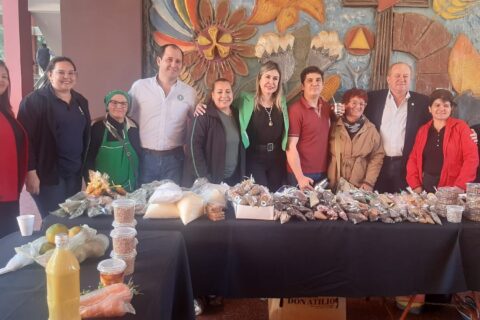 gobernador en agroferia
