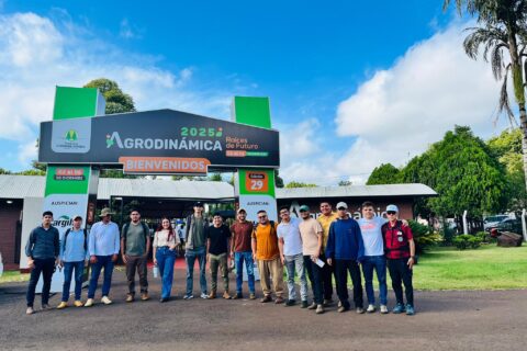 estudiantes artigas en agrodinámica